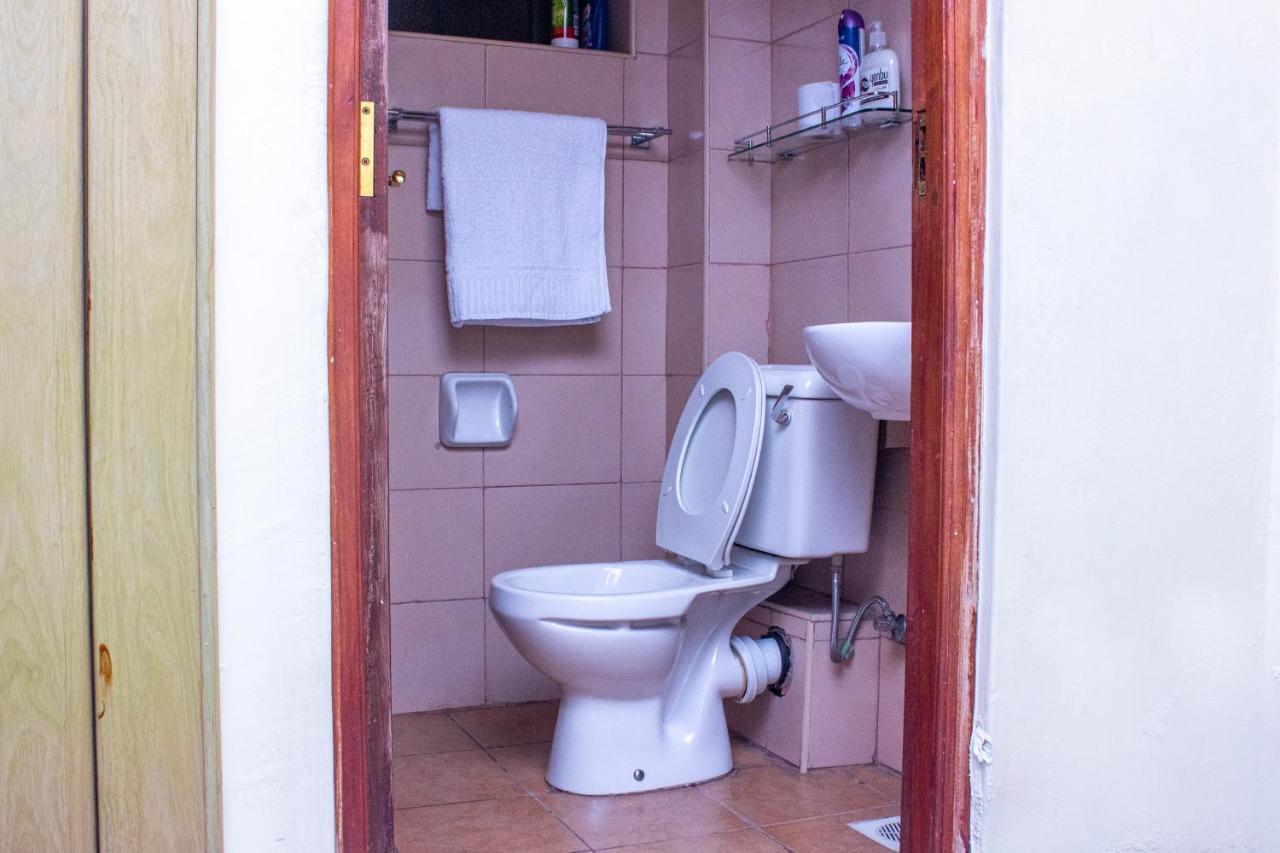 Kasty L Studios And Apartments ナイロビ エクステリア 写真